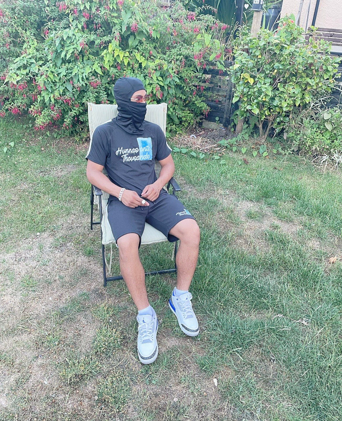 Hunnas Onto Thousands UK - Official "Ice Block"  T-Shirt + Shorts Set - Black